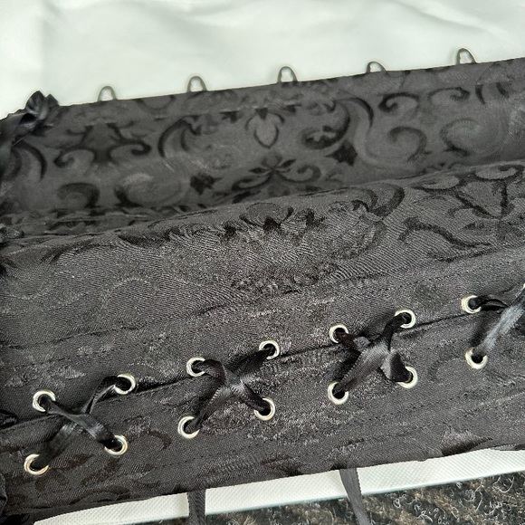 Size 3X black Lacey, and lace up bustier - Picture 2 of 7